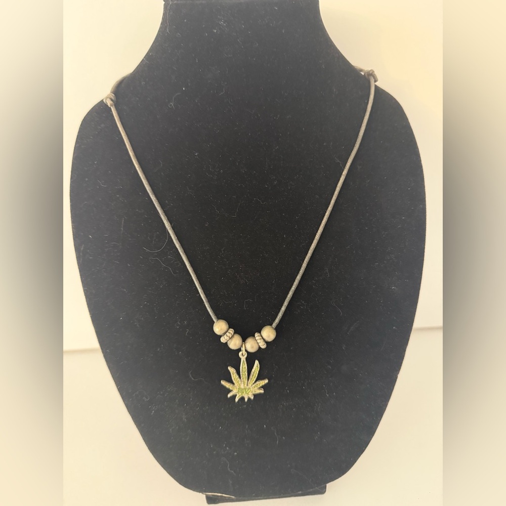 Retro Cannabis Neckpiece